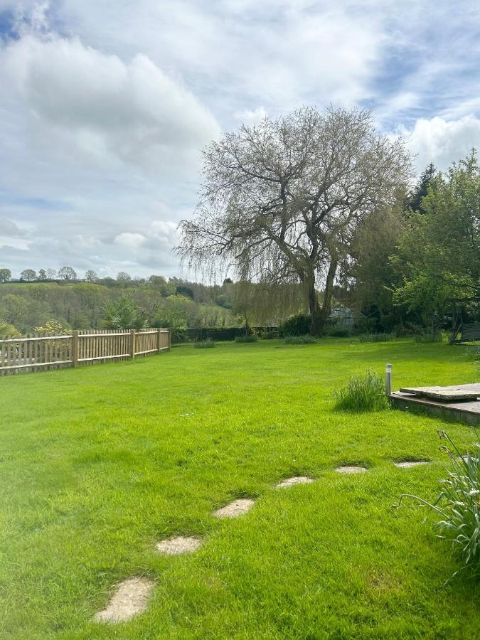 Готель Meadow View Mayfield  Екстер'єр фото
